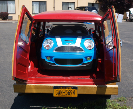 [4-Aug 13 MINI in Mini.jpg]